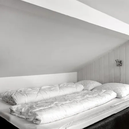 Vakantiehuis Dior - 800m From The Sea By Interhome Hejls